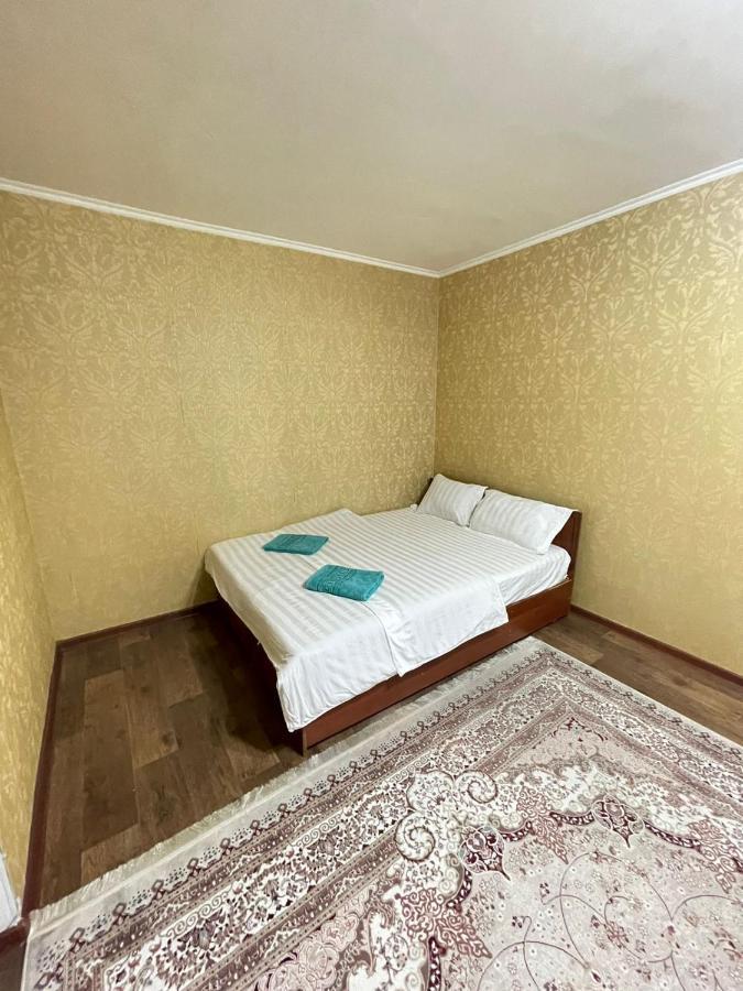 Квартира Рядом Арбата, Гоголя 92 Almaty Exterior photo